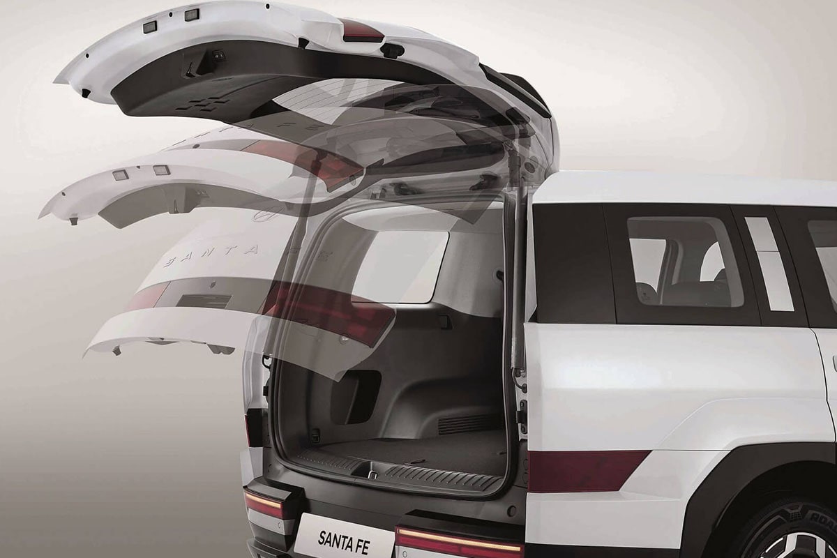 mặt sau hyundai santafe