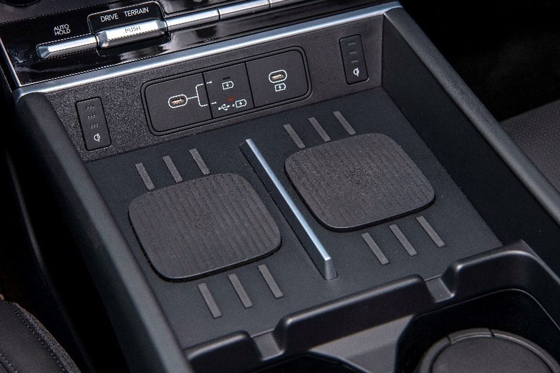 nội thất hyundai santafe